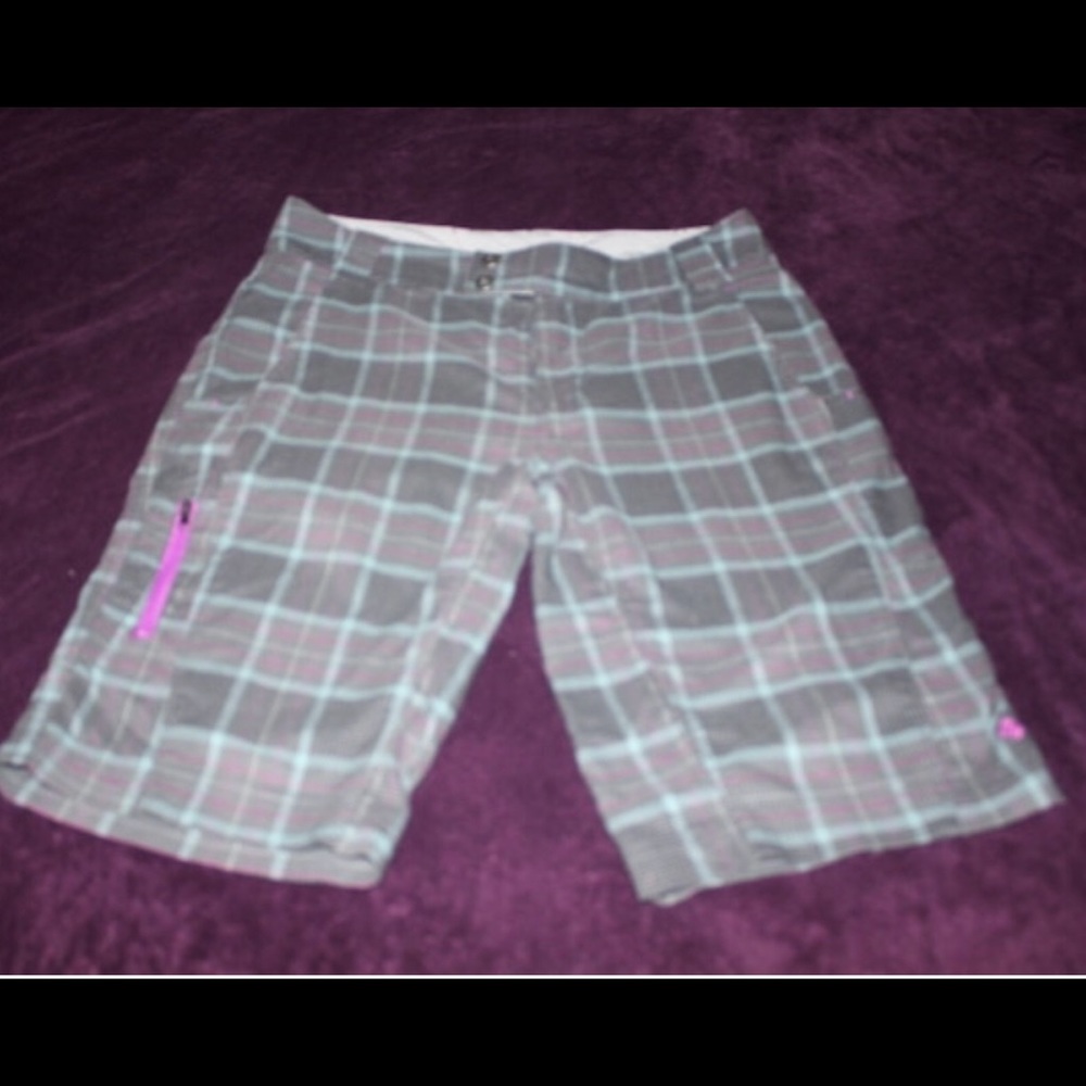 Columbia long length hiking Shorts